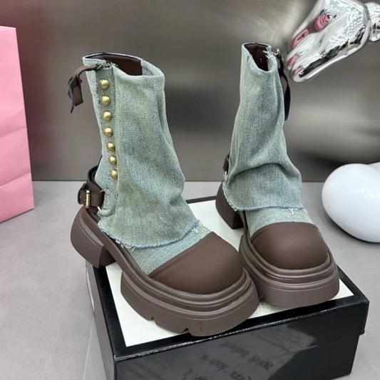 מגפון משולב ג׳ינס- אדלה