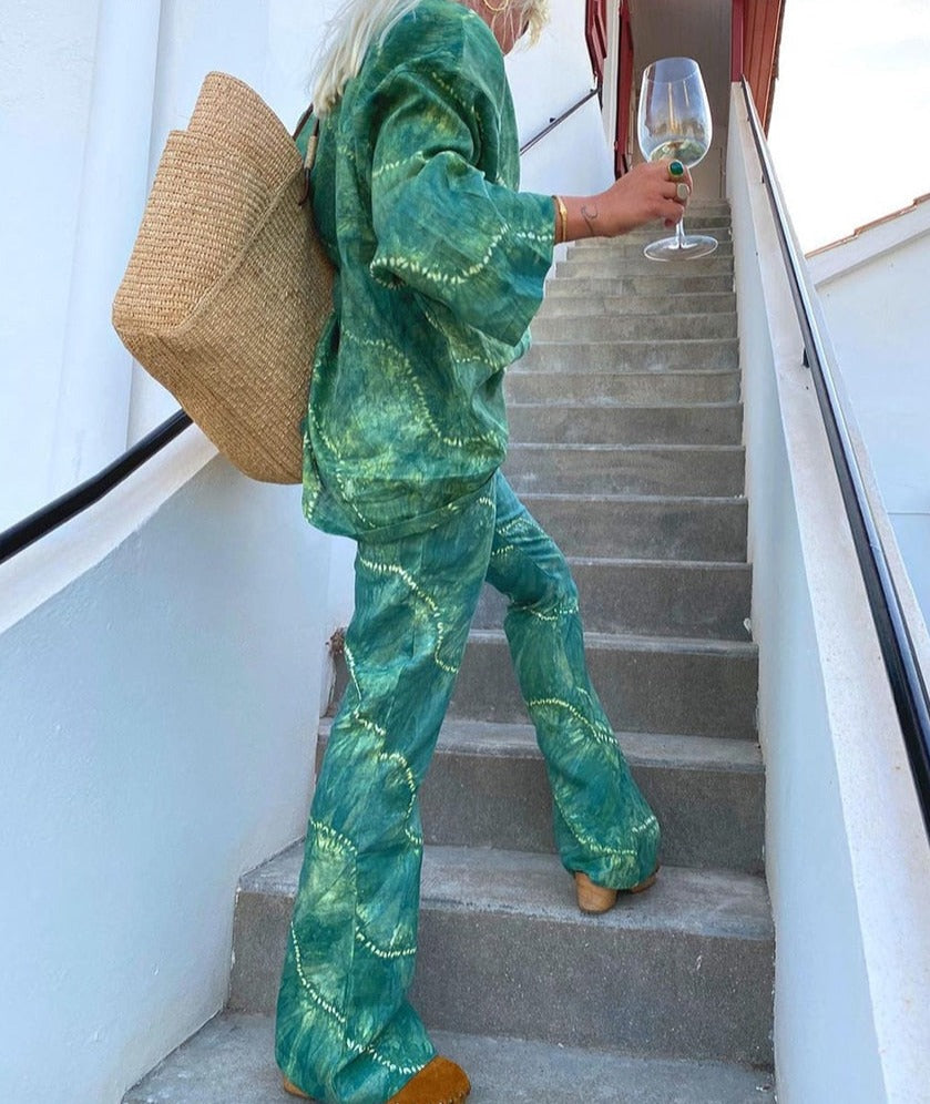 חליפה מכופתרת- תאיר