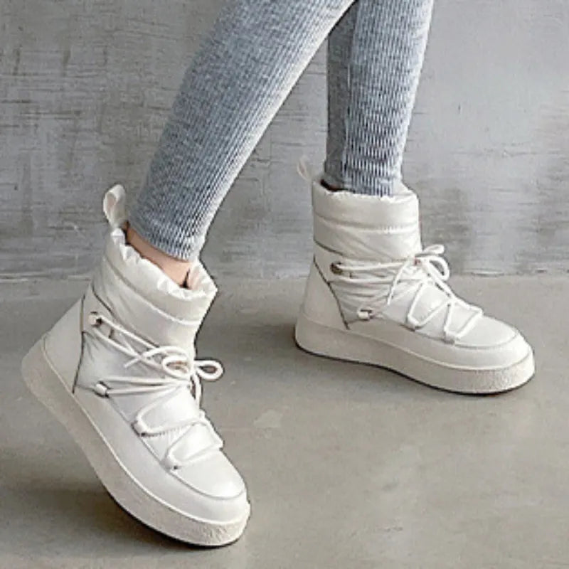 מגפון שלג בשילוב עור אמיתי- קאמליה